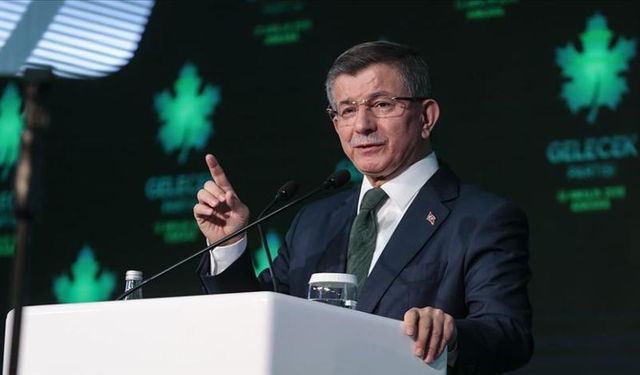 Davutoğlu'ndan Sünni paylaşımı: Mesela Sünnilik Alevilik değil!