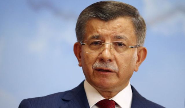 Davutoğlu'ndan Erdoğan'a : Başka türlü seçim kazanamayacak!