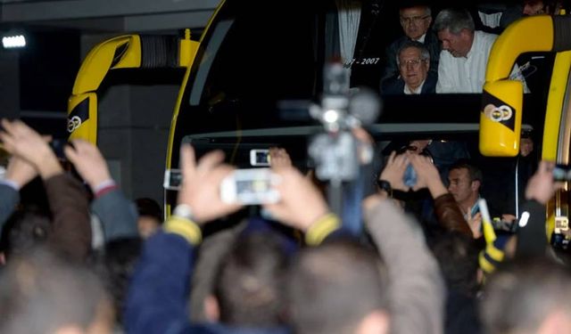 Bomba Aziz Yıldırım iddiası! Kadıköy'de sahaya inecek