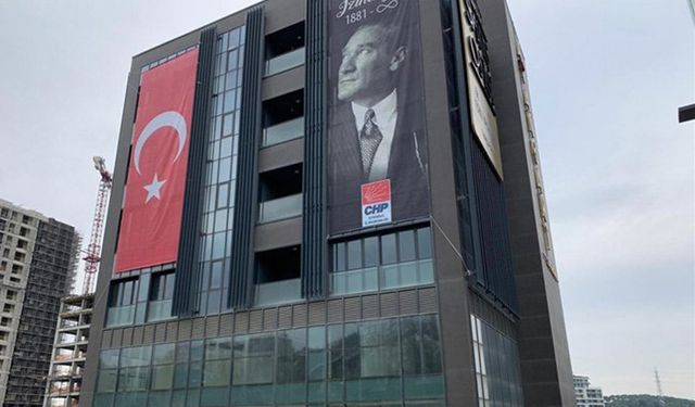 İstanbul Valiliği'nden CHP binasına saldırı hakkında açıklama