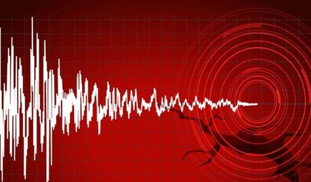 Kahramanmaraş'ta art arda iki deprem! Çevre illerden hissedildi