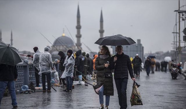 İstanbul'da yaşayanlar dikkat! Meteoroloji'den yağış uyarısı...