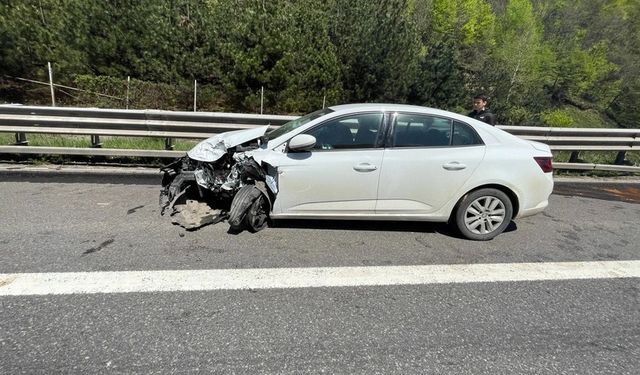 Bolu Dağı Tüneli'nde 1 tır ve 3 otomobilin karıştığı zincirleme kaza meydana geldi!