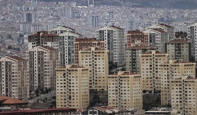 Konut satışları nisan ayında çakıldı