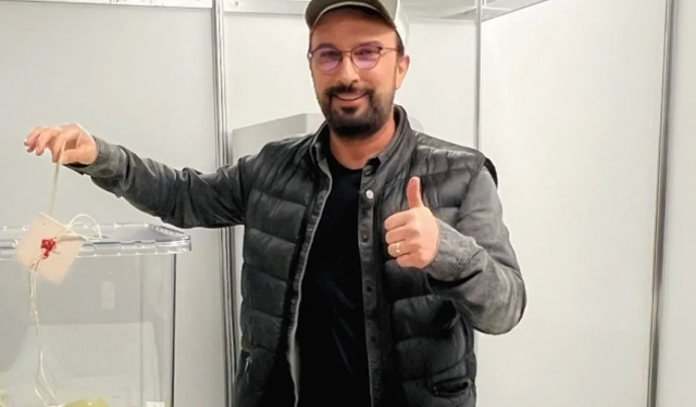 Tarkan ikinci tur için oyunu kullandı ve mesaj verdi!