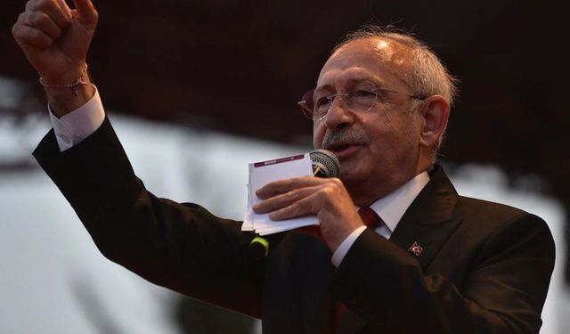 Kılıçdaroğlu'ndan Adana'da depremzedelere söz: O insanların hiçbir kabahati yok