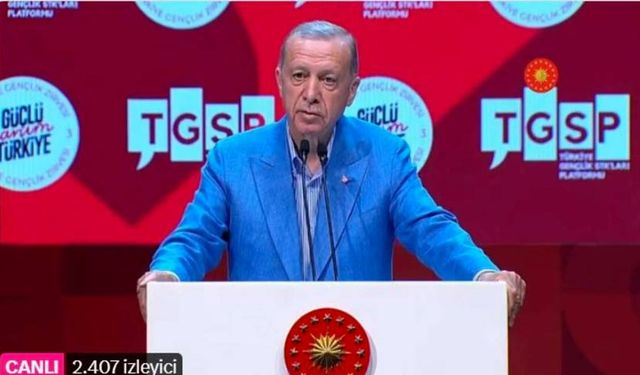 Erdoğan'dan sanatçılara: O sözde sanatçı diye geçinen müsveddeler!