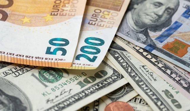 Dolar ve euro haftaya rekorla başladı! Dolar kaç TL?