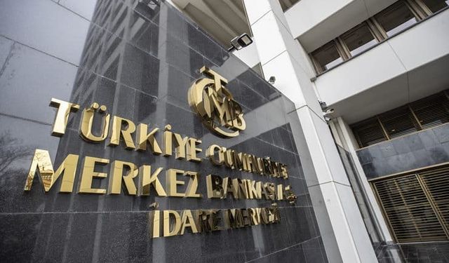 Merkez Bankası yıl sonu enflasyon ve dolar tahminini yükseltti