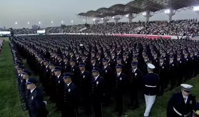 Cumhurbaşkanı Recep Tayyip Erdoğan, Polis Meslek Yüksekokulu mezuniyet töreninde konuştu!