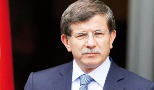 Ahmet Davutoğlu: Yandaş müteahhitler daha fazla kar edecek diye...