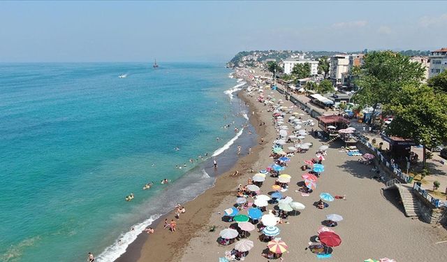 Akçakoca'da denize girmek yasaklandı