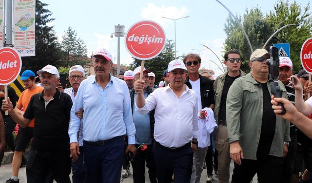 CHP Genel Merkezi’ne yürüyen Tanju Özcan’a CHP'den sert yanıt!