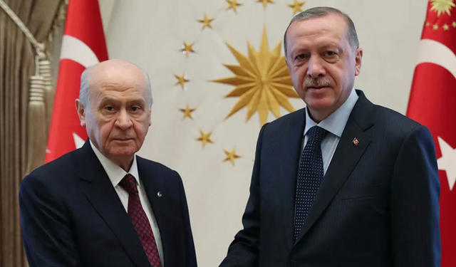 Erdoğan ve Devlet Bahçeli'den sürpriz görüşme! Emekliye ilave zam mı geliyor?