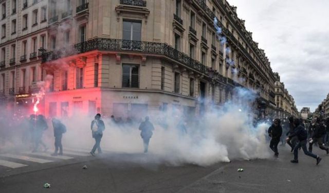 Fransa'da protesto yasağı! 'ABD'ye benzemeye başladık.'