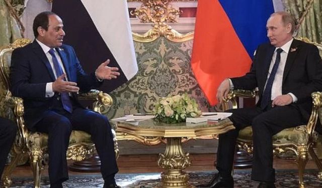 Herkes bu görüntüleri konuşuyor: Sisi, Putin'i böyle bekletti!