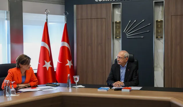 Kemal Kılıçdaroğlu, CHP İstanbul teşkilatı ile bir araya geldi