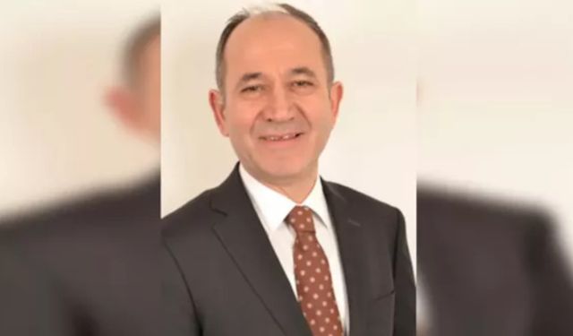 CHP'li Faruk Özdemir kongrede kalp krizi geçirerek hayatını kaybetti