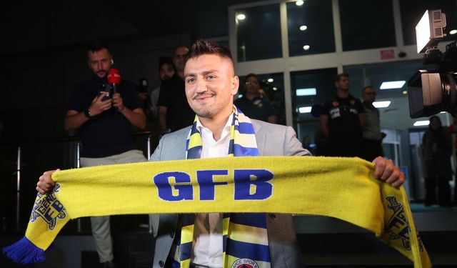 Fenerbahçe transferi sonrası Cengiz Ünder'den ilk açıklama! 'Şampiyon yapmaya geldim'