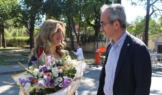 İYİ Partili Coşkun depremzede Nehir'i yalnız bırakmadı: Ailemizin bir parçası