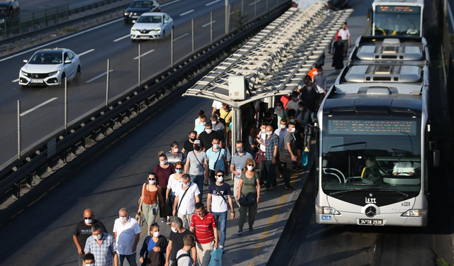 İstanbul'da toplu taşımaya zam: İşte güncel fiyatlar