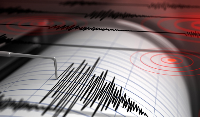 Antalya'da deprem!