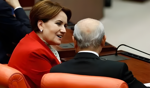 Meral Akşener neden Devlet Bahçeli'ye bir şey demedi? Cumhur İttifakı'na yeşil ışık mı yakıyor?