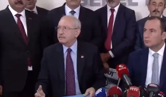 Kemal Kılıçdaroğlu'ndan Erdoğan'a olay gönderme! Kapasitesi nedir promptera bakmadan 2 cümle kurabilir mi?