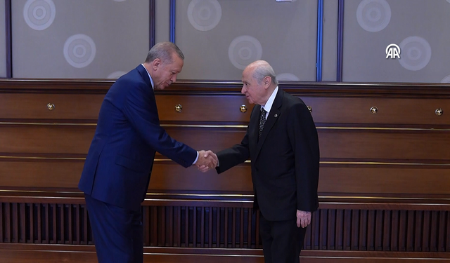Beştepe'de sürpriz görüşme: Cumhurbaşkanı Erdoğan ile Devlet Bahçeli bir araya geldi
