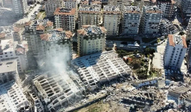 Yüzlerce insanın ölümüne sebep olan Rönesans Sitesinin mühendisi tutuklandı!