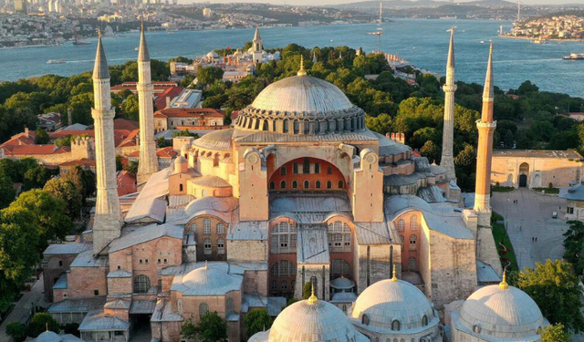 Ayasofya Camii'nde yeni dönem! Girişler paralı olacak