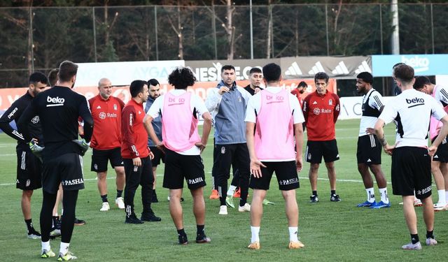 Beşiktaş'ta Icardi'yi durdurma planları: Burak Yılmaz talimatı verdi