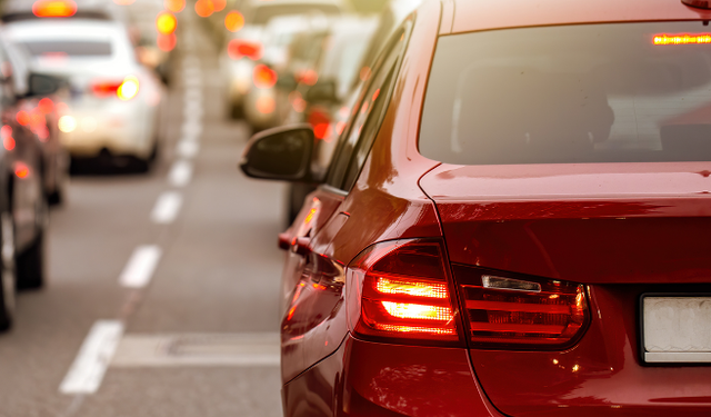 Bunu yapan trafikten men edilecek! Cezası 4 bin liraya çıkıyor