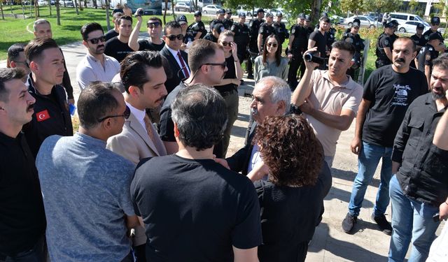 Şanlıurfa'da TSK'nın hava harekatını protesto ettiler! 40 gözaltı...