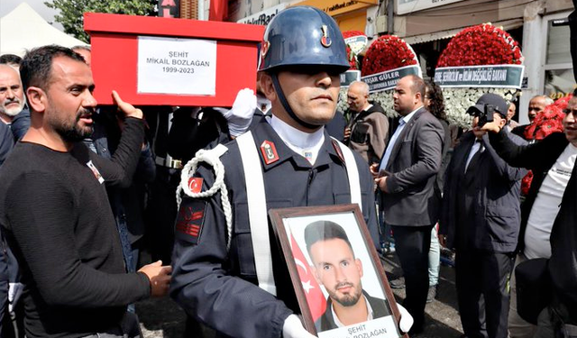 Kayseri'de teröristler tarafından şehit edilen Mikail Bozlağan defnedildi