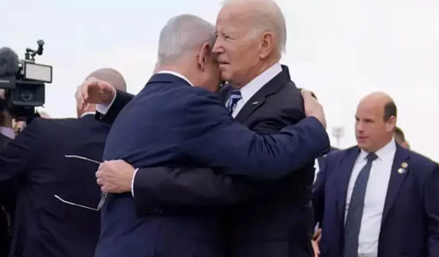 ABD Başkanı Joe Biden İsrail'e geldi! Uçaktan iner inmez Netanyahu'ya sarıldı