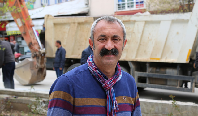 Komünist Başkan Fatih Mehmet Maçoğlu'ndan Erkan Baş'a destek