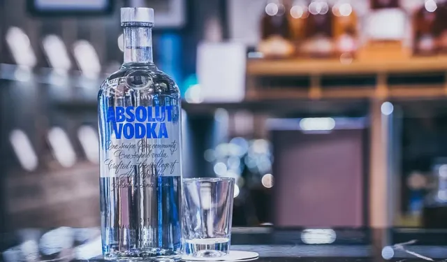 70lik Absolut Votka 2023 Fiyat Listesi | Alkol Oranı | Nasıl İçilir?