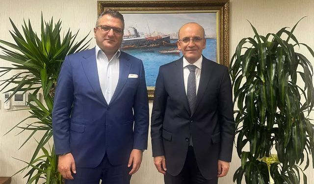 Mehmet Şimşek'le görüşen Cem Küçük'ten emekli maaşı uyarısı: Demediği şeyler haber yapılıyor