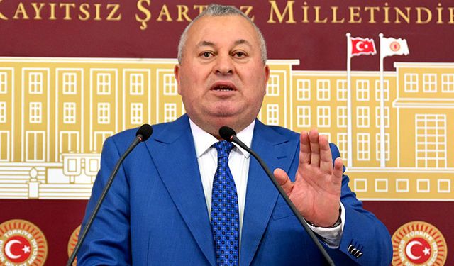 Cemal Enginyurt bu kez Erdoğan'a oy verenleri hedef aldı: Size değil bize acıyorum