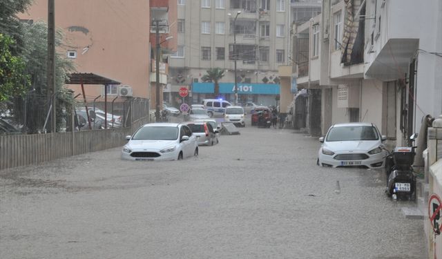 Ege ve Marmara bölgesi dikkat: Gök gürültülü sağanak uyarısı