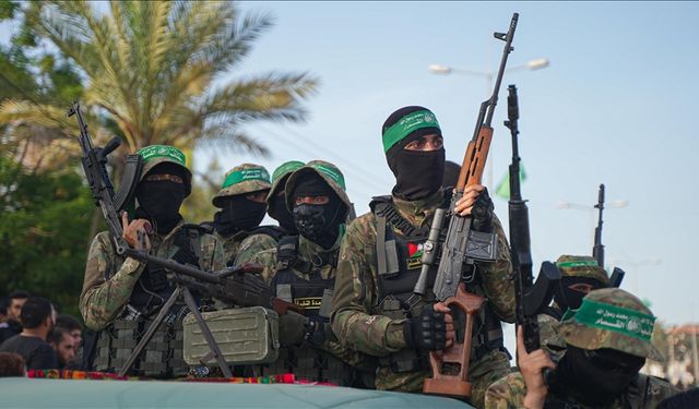 Hamas esir değişimini erteledi: İsrail saldırı ile tehdit etti