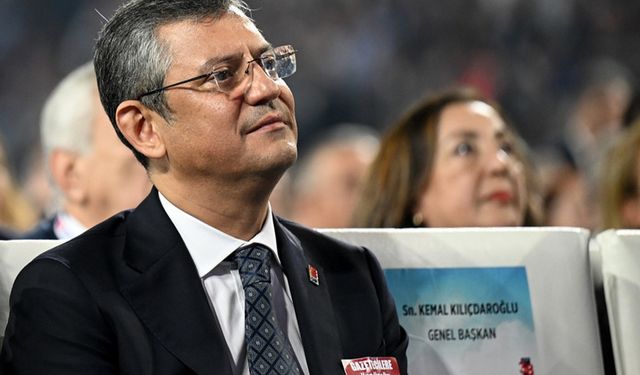 Özgür Özel Kimdir, Özgür Özel Kaç Yaşında, Nereli, Evli Mi?