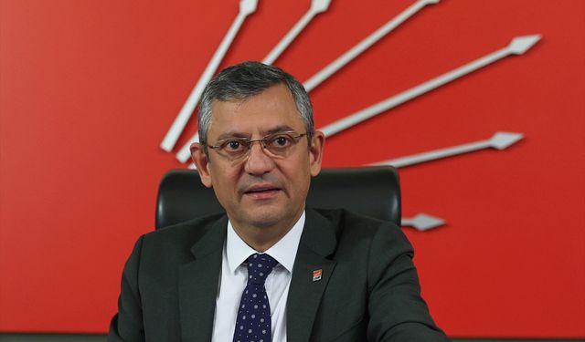 Özgür Özel genel başkan olarak yerel seçimlerdeki ilk adayını açıkladı