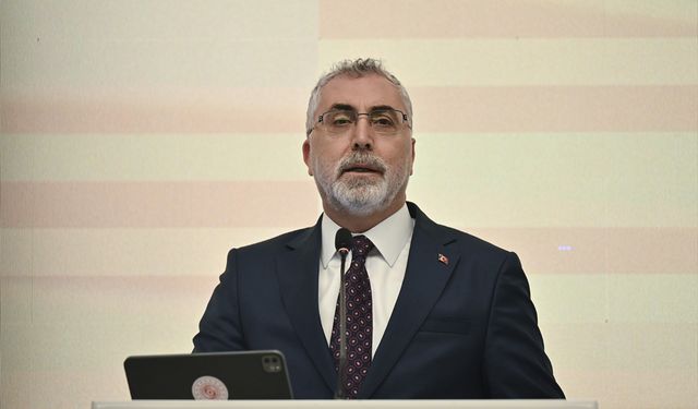 Asgari ücrete ara zam ve emekli zammı açıklaması! Bakan Vedat Işıkhan'dan net mesaj verdi