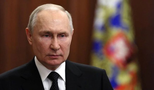 Kremlin Sözcüsü açıkladı: Putin tekrar aday olacak mı?