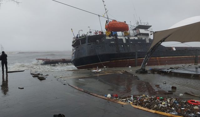 Türk gemisi Karadeniz'de kayboldu: 12 personelle irtibat kesildi!