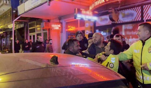 Bursa'da alkollü bir sürücüi alkolmetreye üflemeyerek polise saldırdı