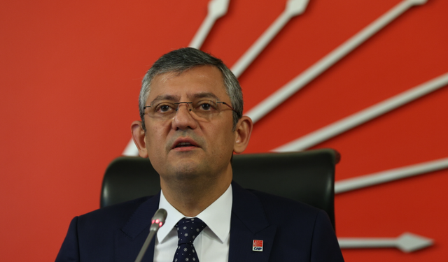 Özgür Özel: Bir haber üzerine derhâl harekete geçenler, yargıdaki rüşvet iddiaları için aylardır sus pus