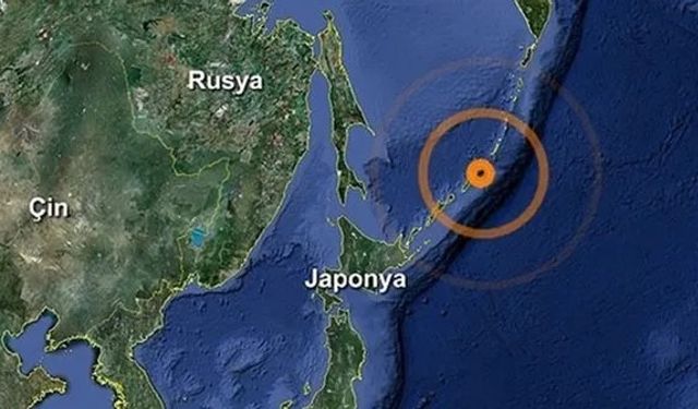 Japonya'da 7.4 büyüklüğünde deprem: Tsunami alarmı verildi!